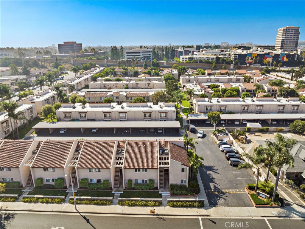 700 W La Veta Avenue Unit O18