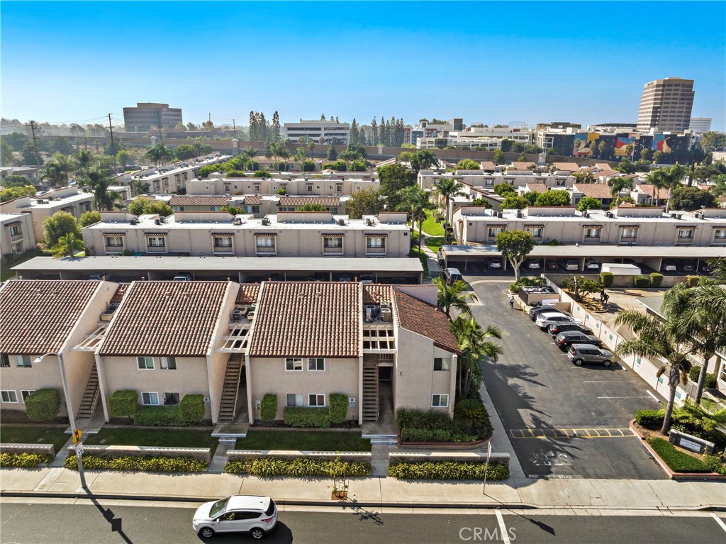 700 W La Veta Avenue Unit O18