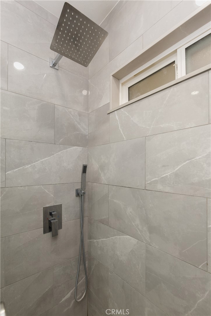 206 S Gunther Street