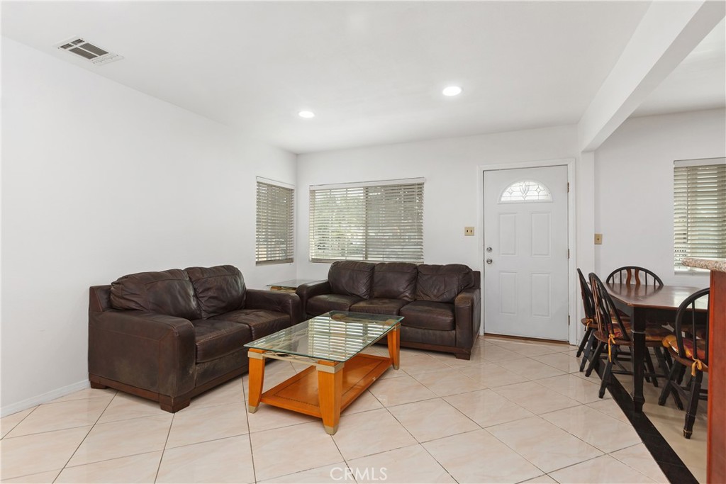 206 S Gunther Street