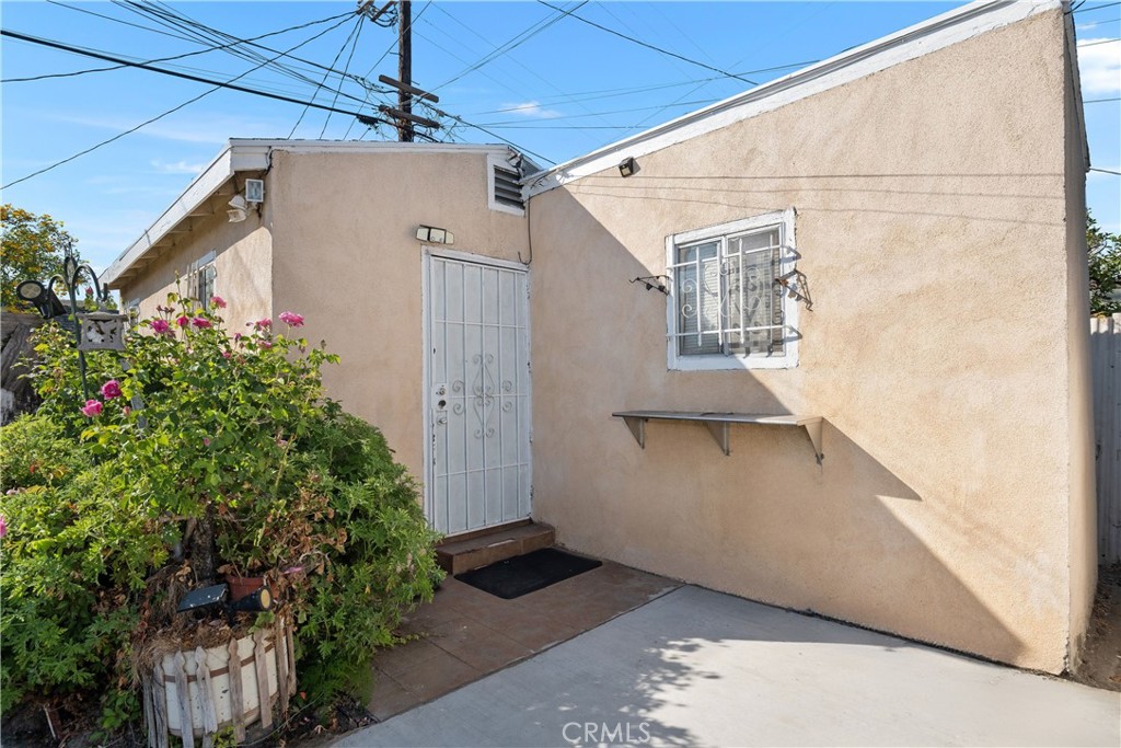 3959 Denker Avenue