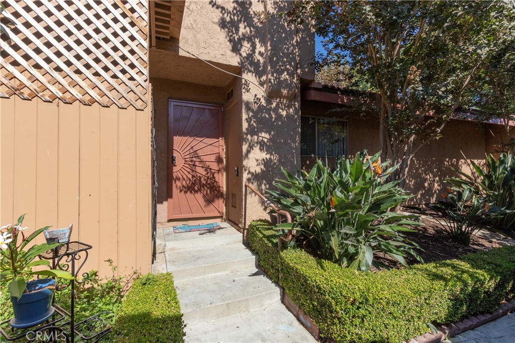 31593 Los Rios Street 77