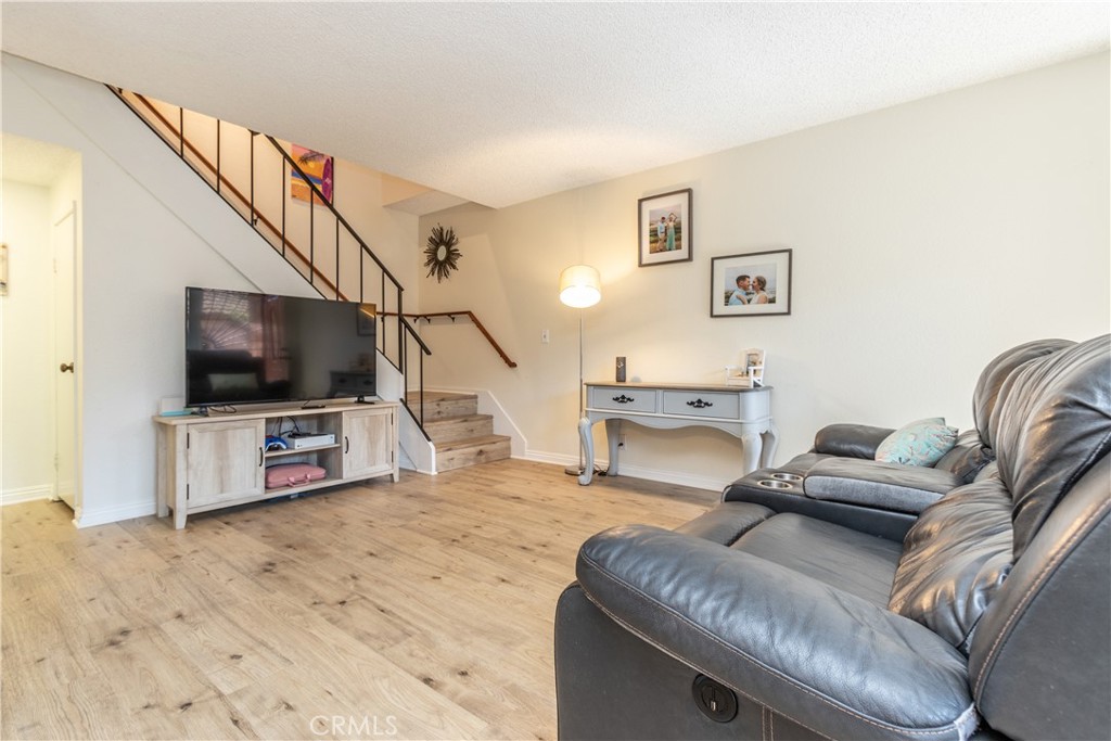 31593 Los Rios Street 77