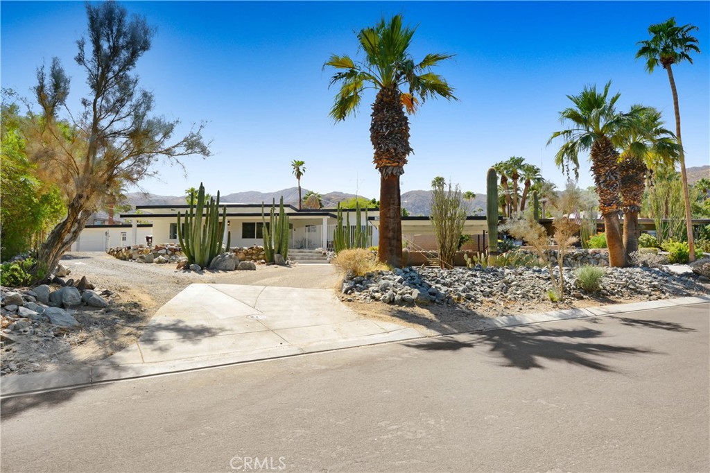 68175 Grandview Avenue