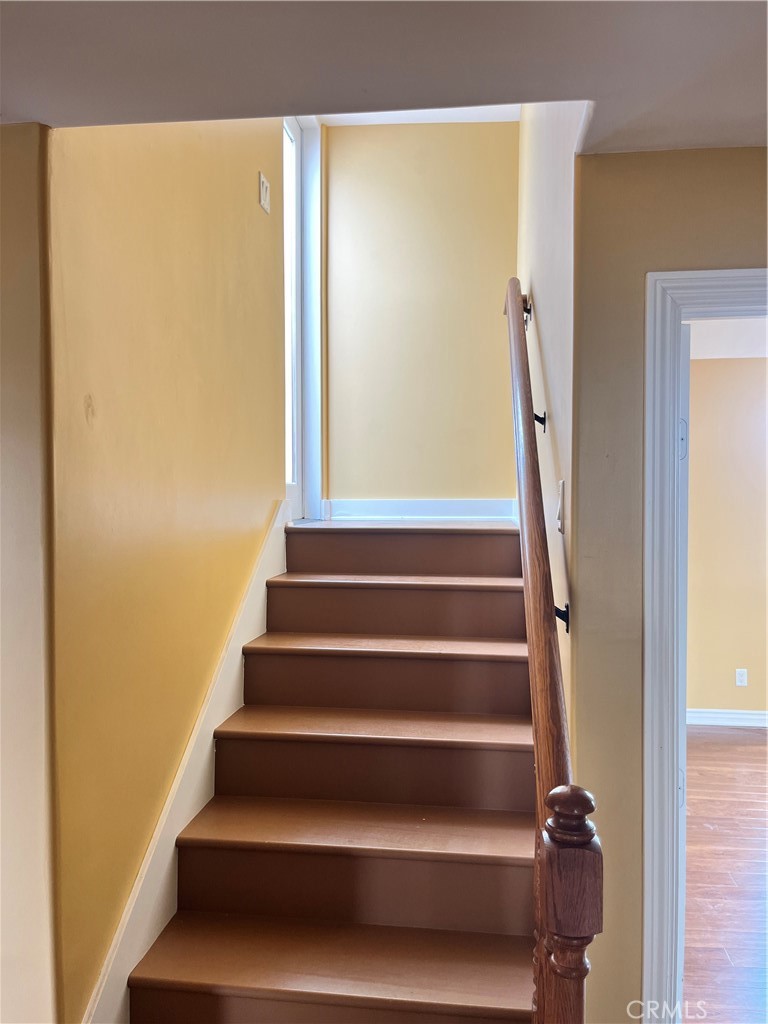 244 Avenida Granada B