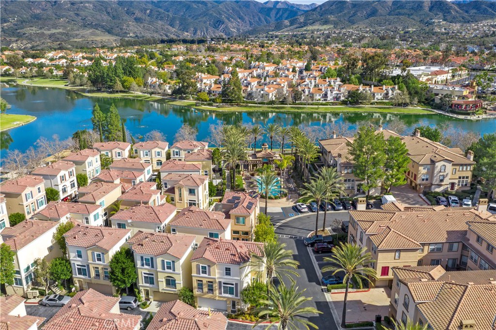 115 Montana Del Lago Drive