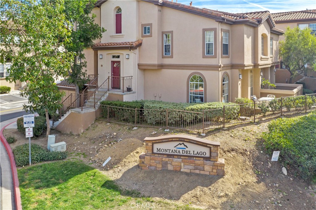 115 Montana Del Lago Drive