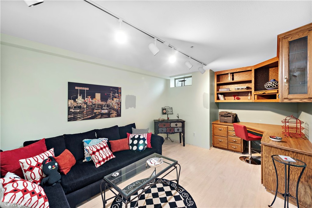 115 Montana Del Lago Drive