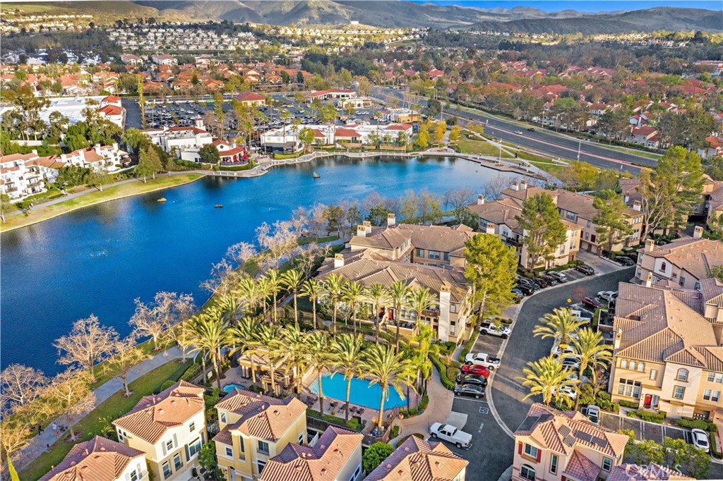 115 Montana Del Lago Drive