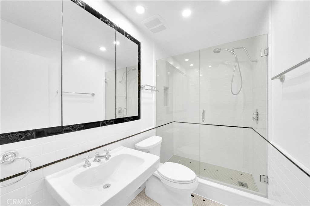 31447 E Nine Drive 90B