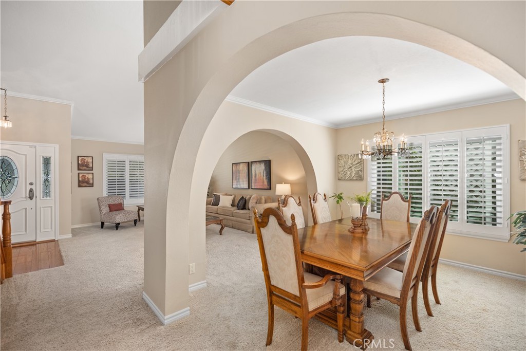 24631 Via San Fernando