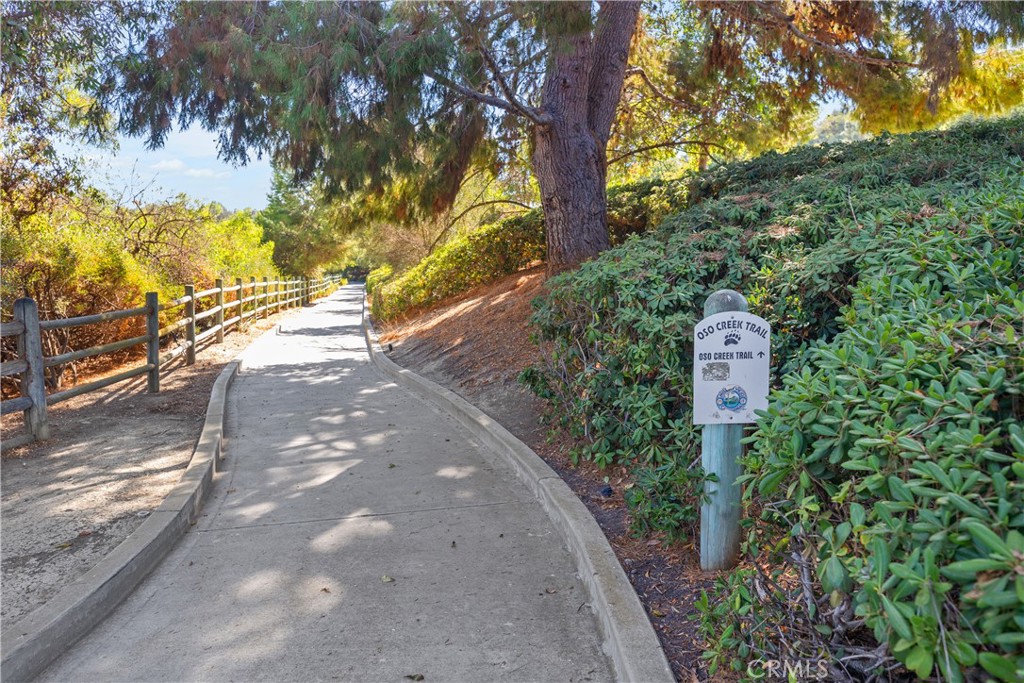 24631 Via San Fernando