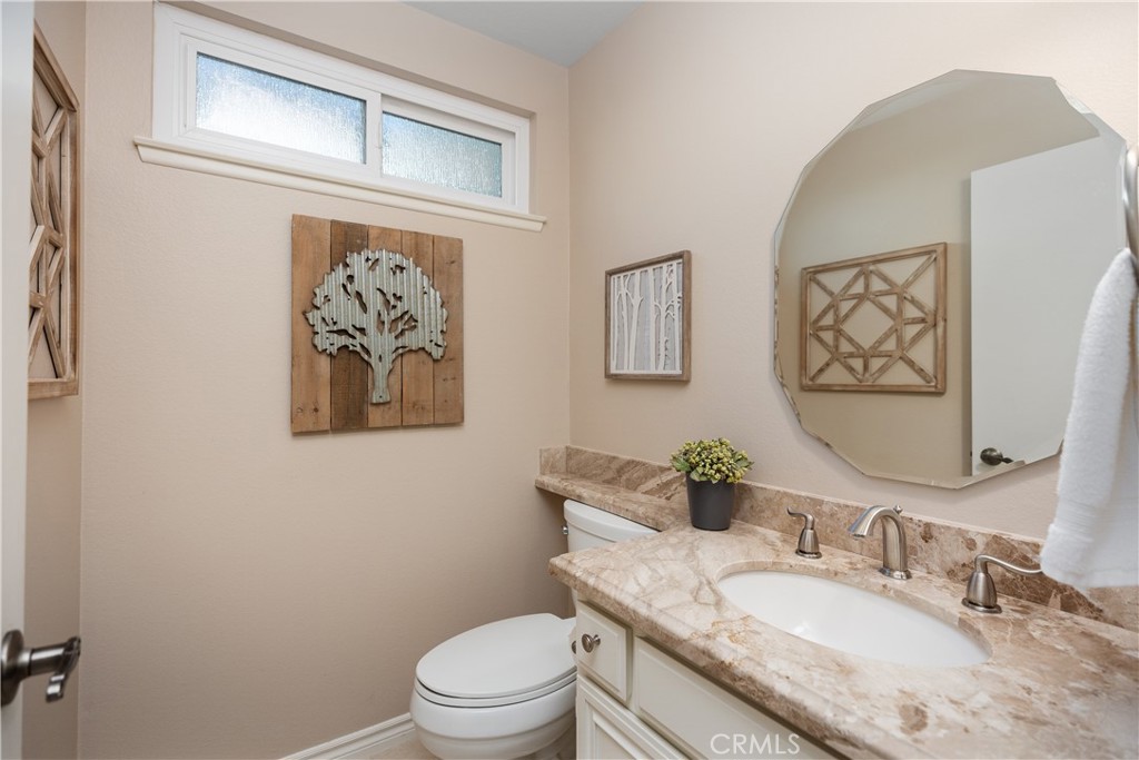 24631 Via San Fernando