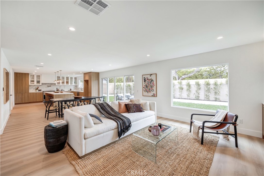 20631 Kelvin Lane