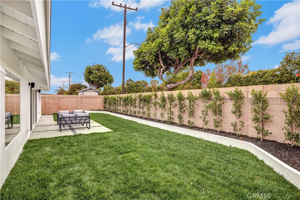 20631 Kelvin Lane