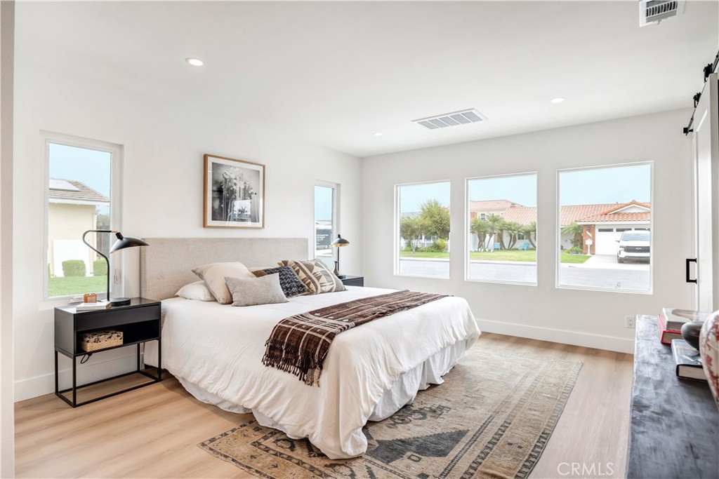 20631 Kelvin Lane