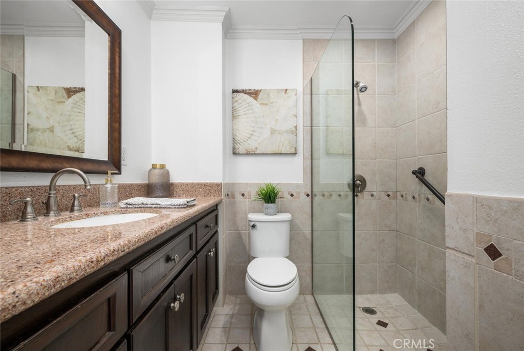 5643 E Keynote Street