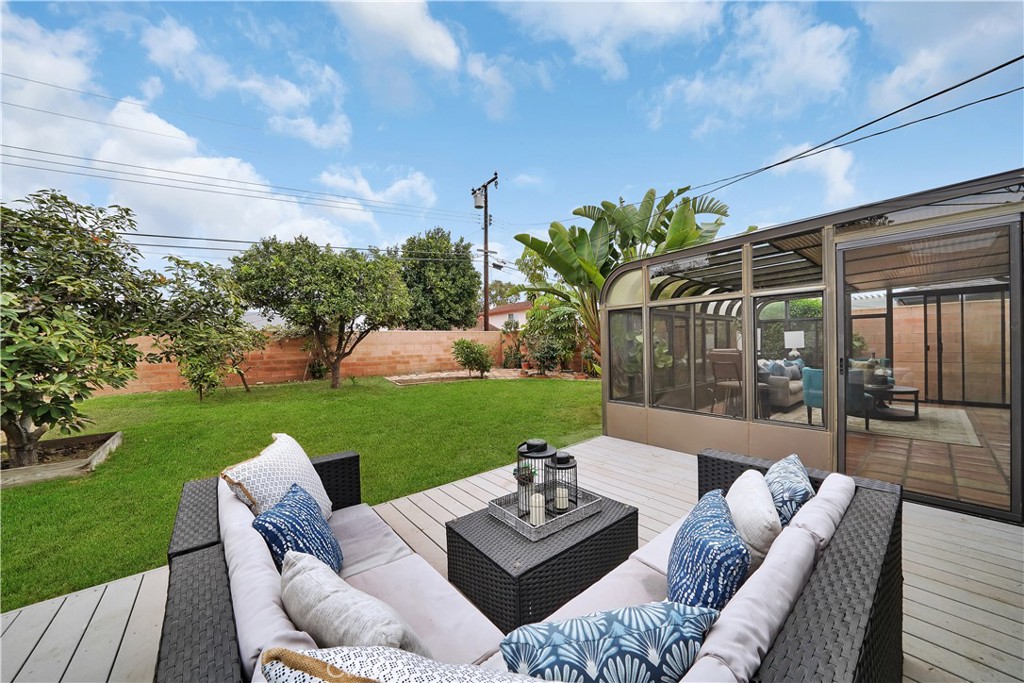 18324 Basswood Street