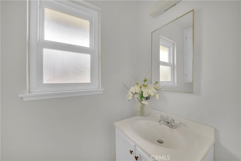 18324 Basswood Street