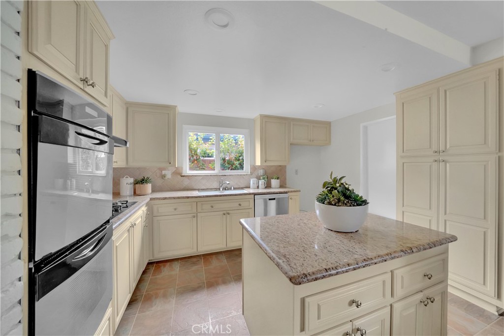 18324 Basswood Street