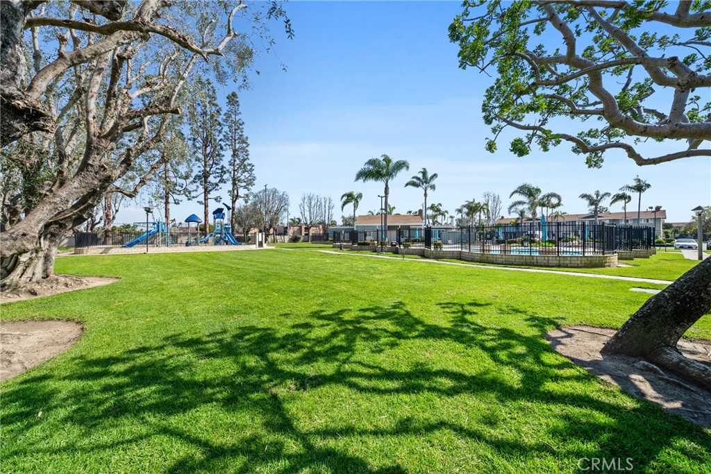 9795 Continental Drive