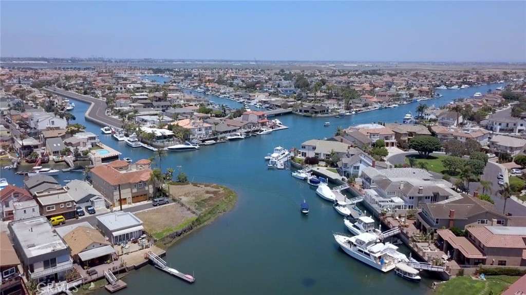 9795 Continental Drive