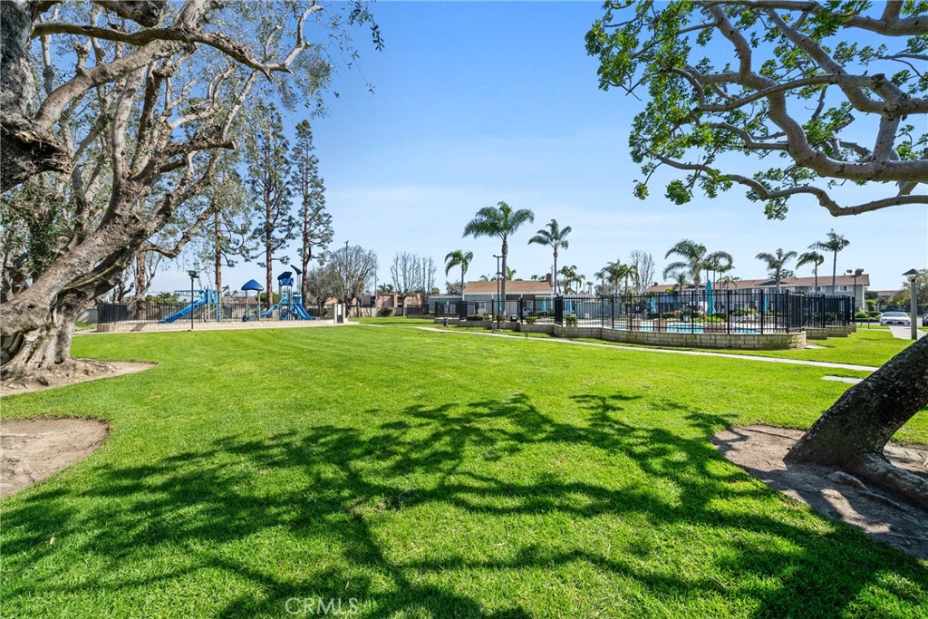 9795 Continental Drive