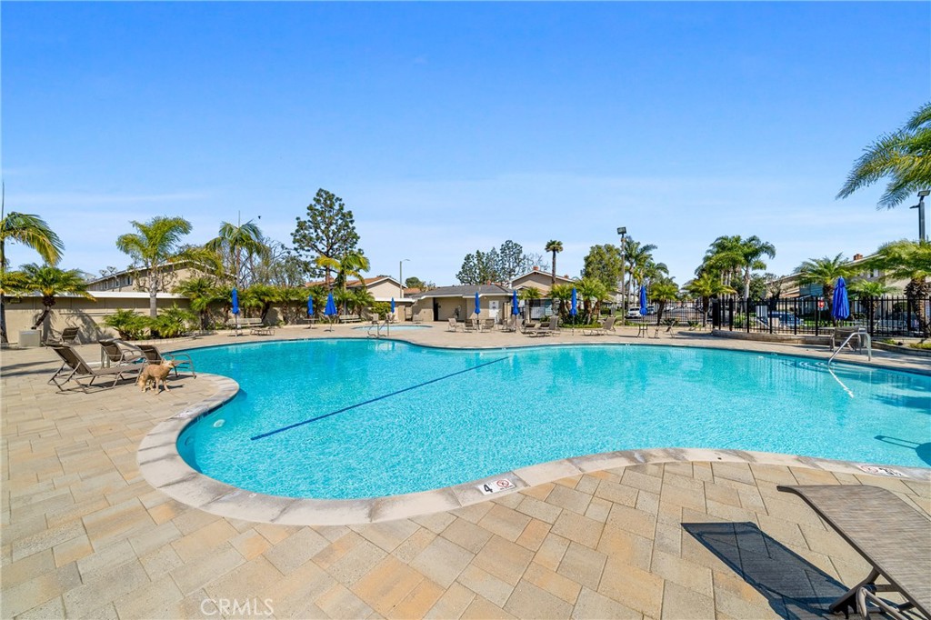 9795 Continental Drive