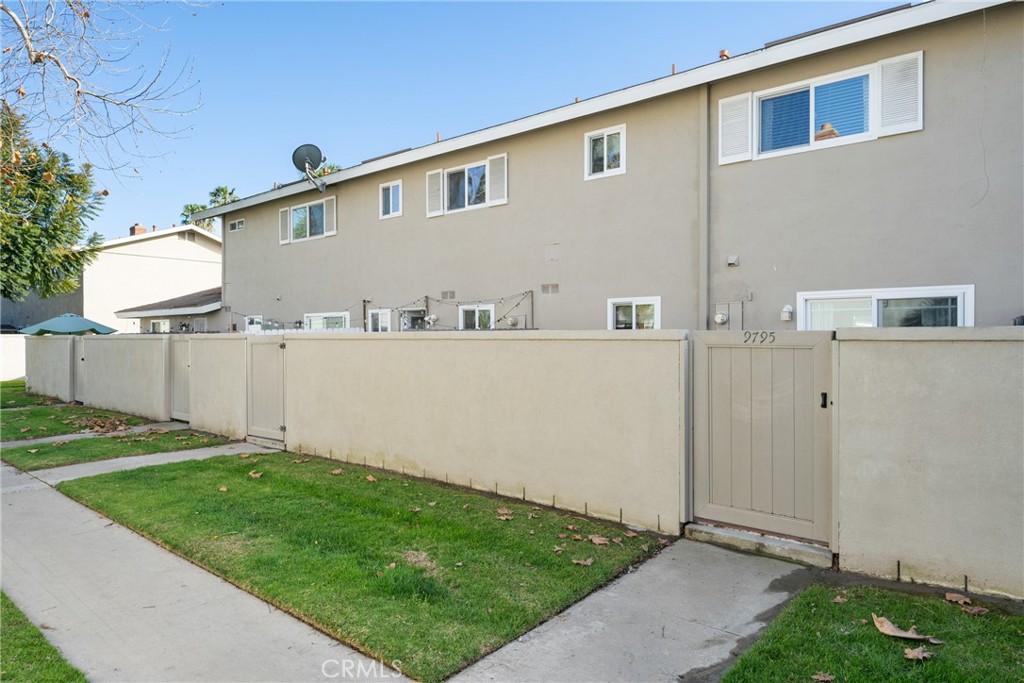 9795 Continental Drive
