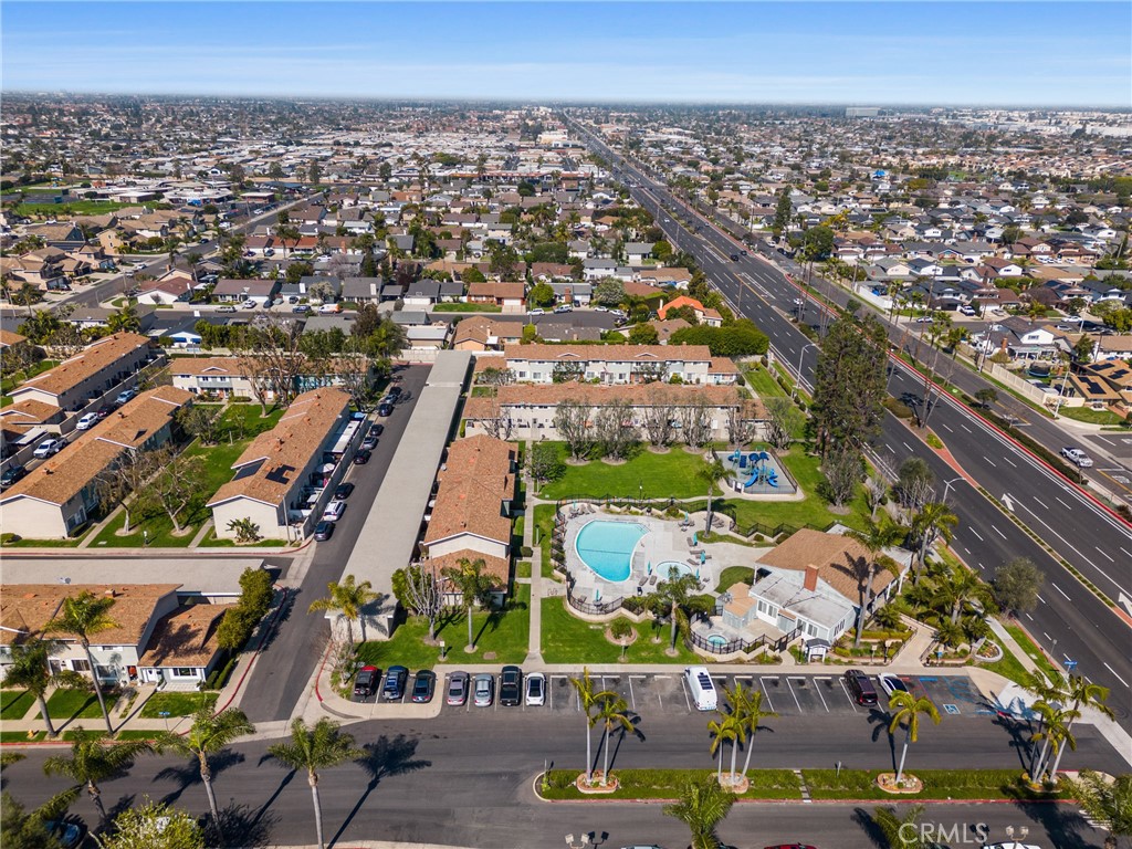 9795 Continental Drive