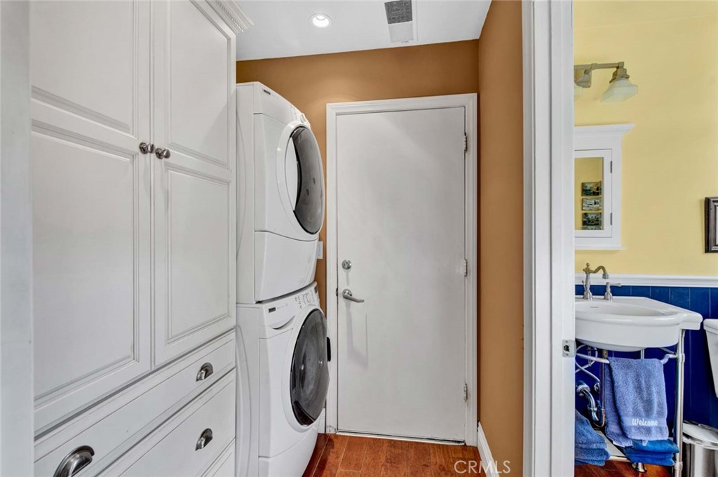 10949 Goldeneye Avenue