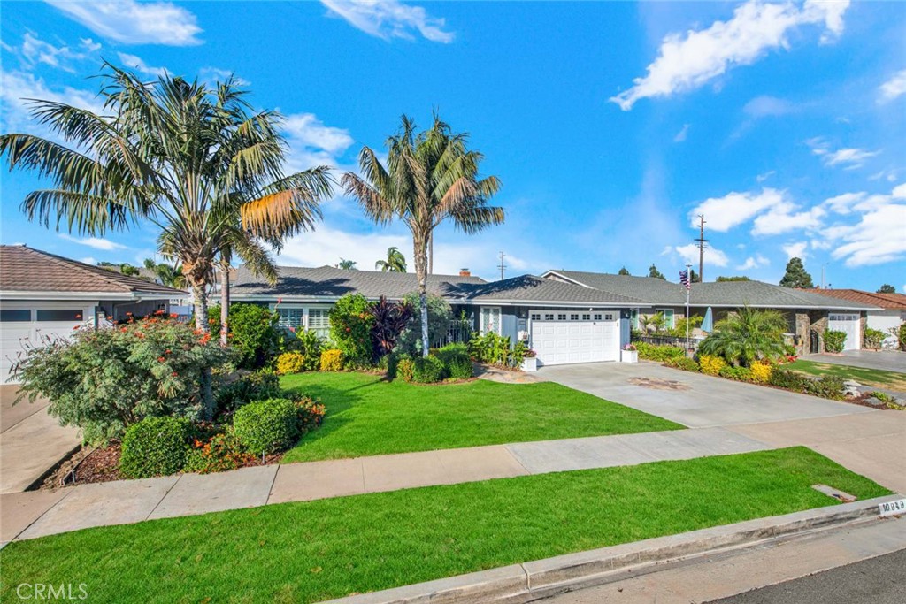 10949 Goldeneye Avenue