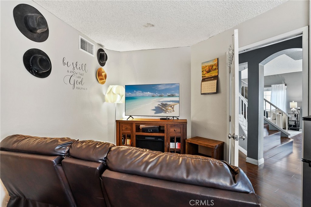 3731 Yuba River Drive