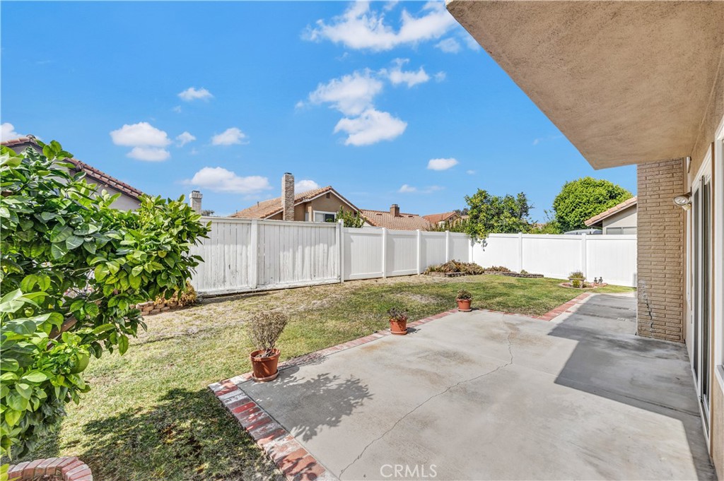 15568 Oakhurst Street