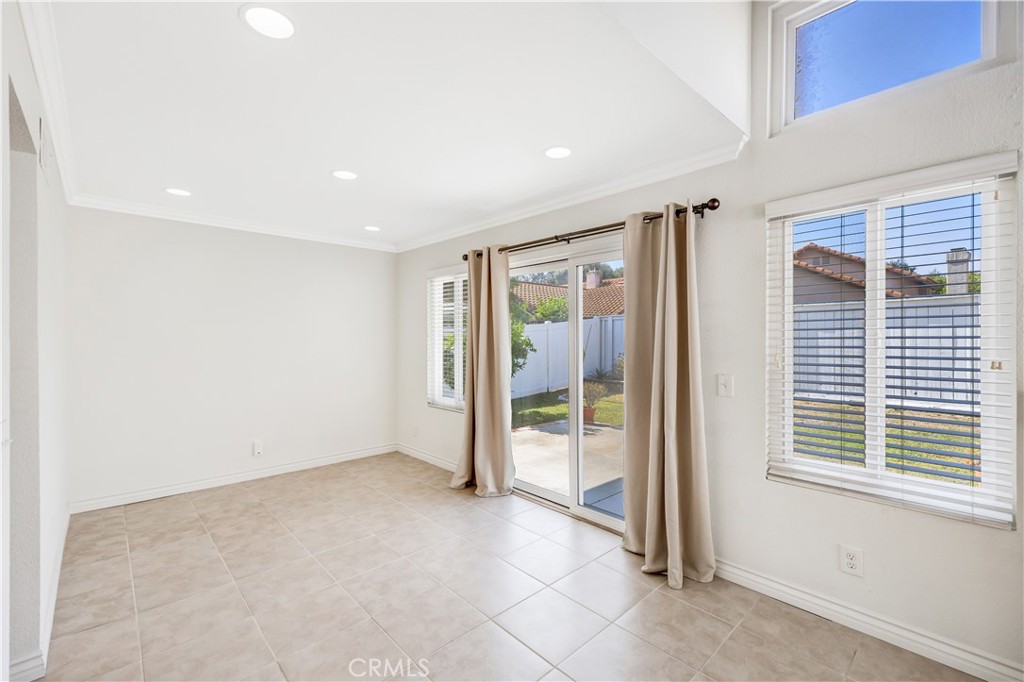 15568 Oakhurst Street