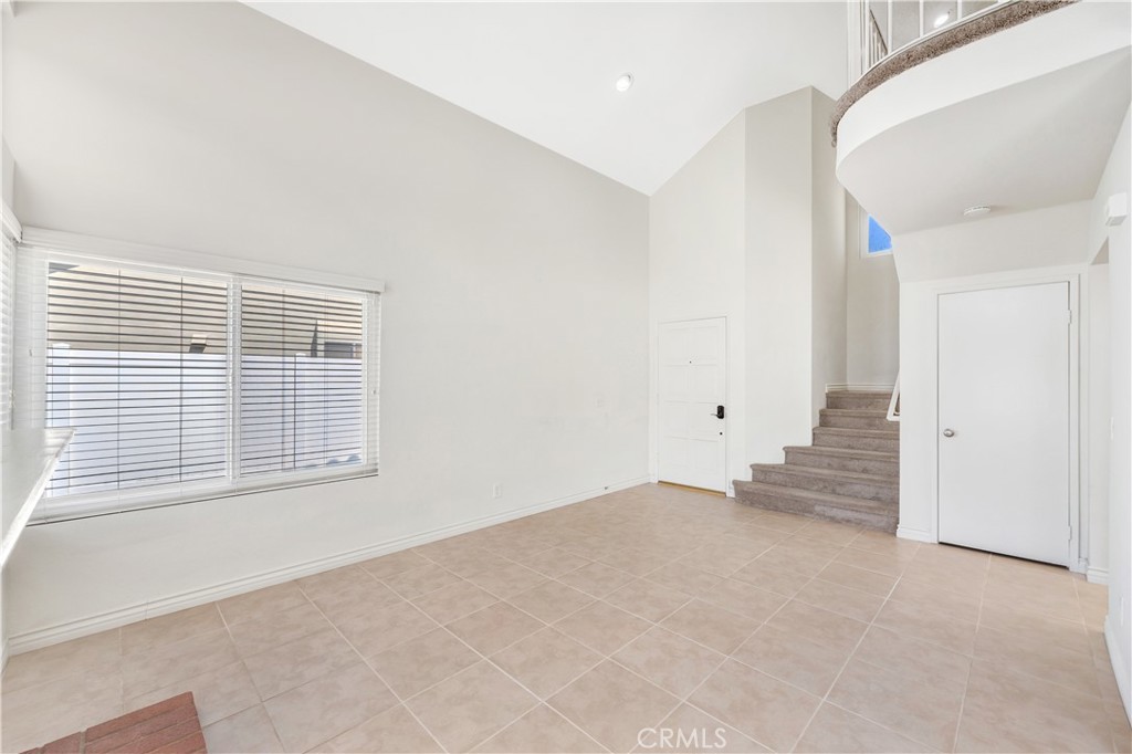 15568 Oakhurst Street