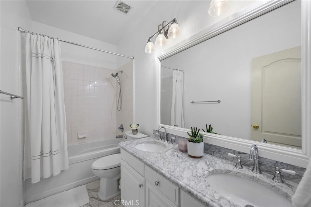 2235 N Foxworth Drive