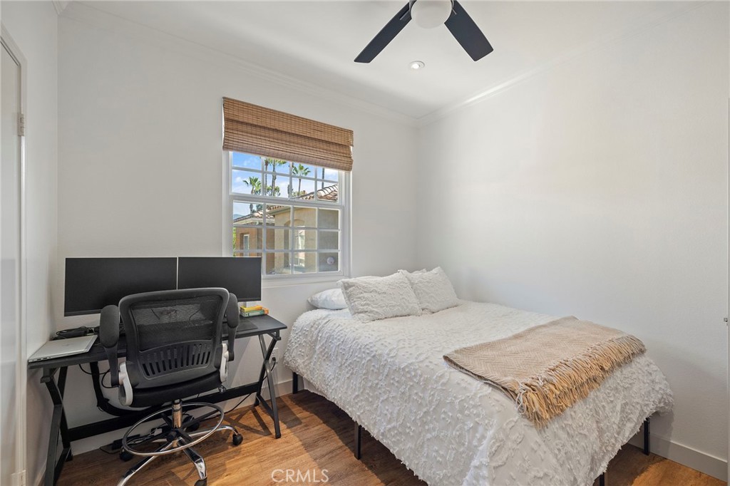 54 Calle De Los Ninos