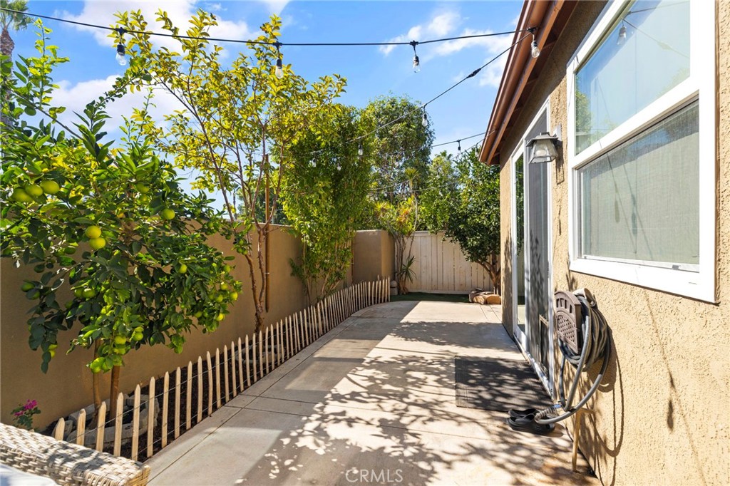 54 Calle De Los Ninos