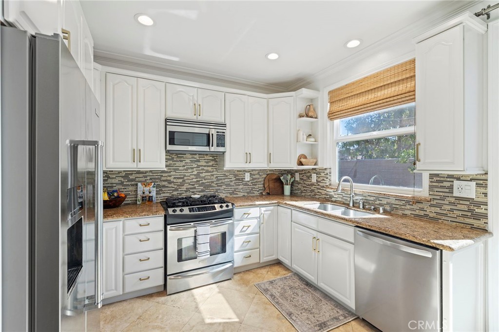 54 Calle De Los Ninos