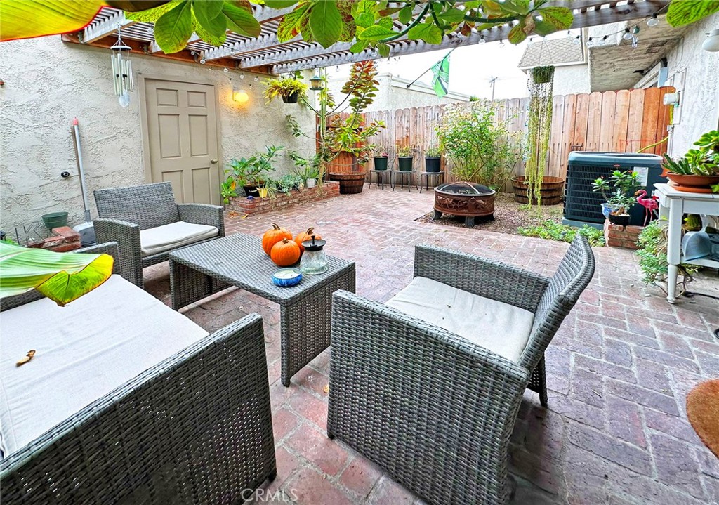 850 S Cornwall Drive