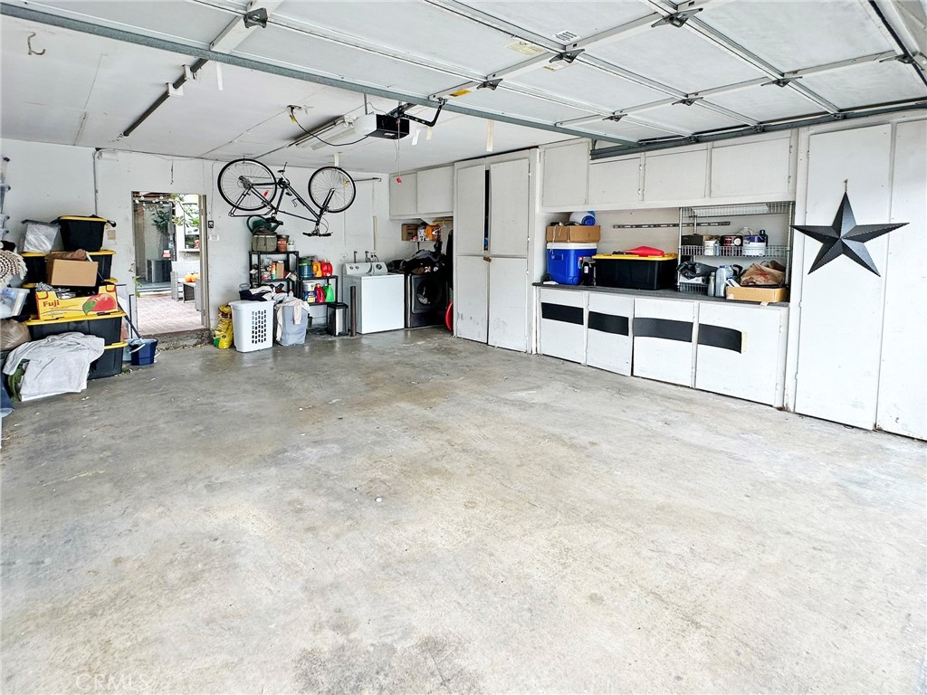 850 S Cornwall Drive