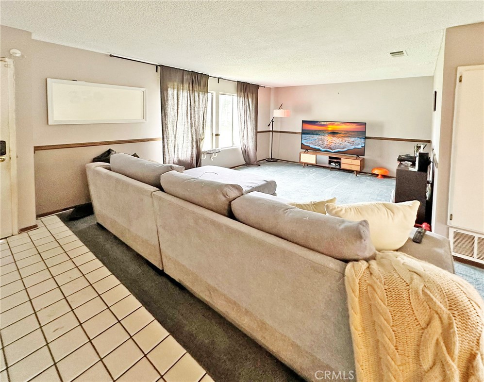 850 S Cornwall Drive