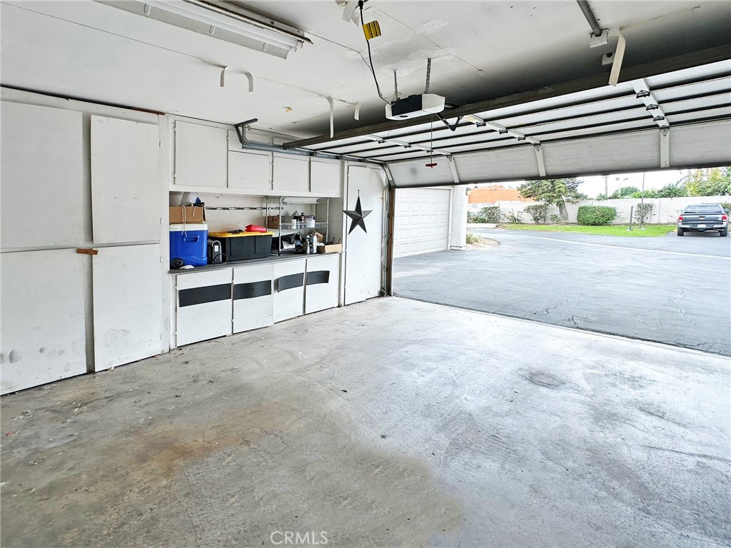 850 S Cornwall Drive