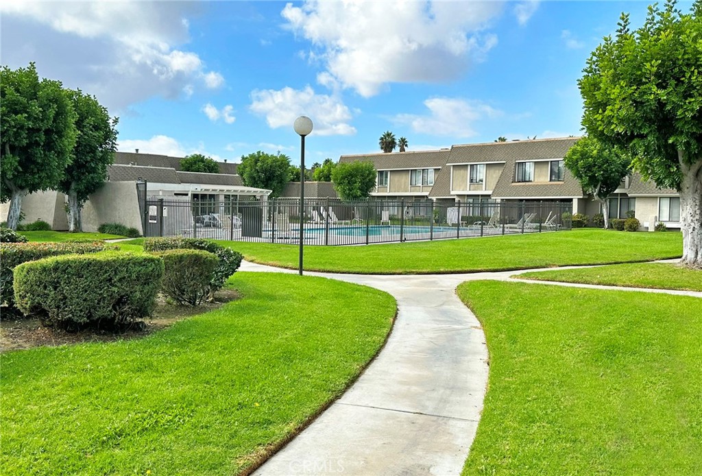 850 S Cornwall Drive