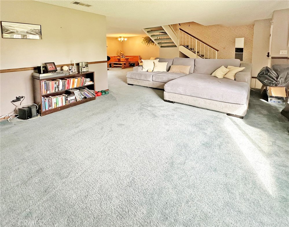 850 S Cornwall Drive