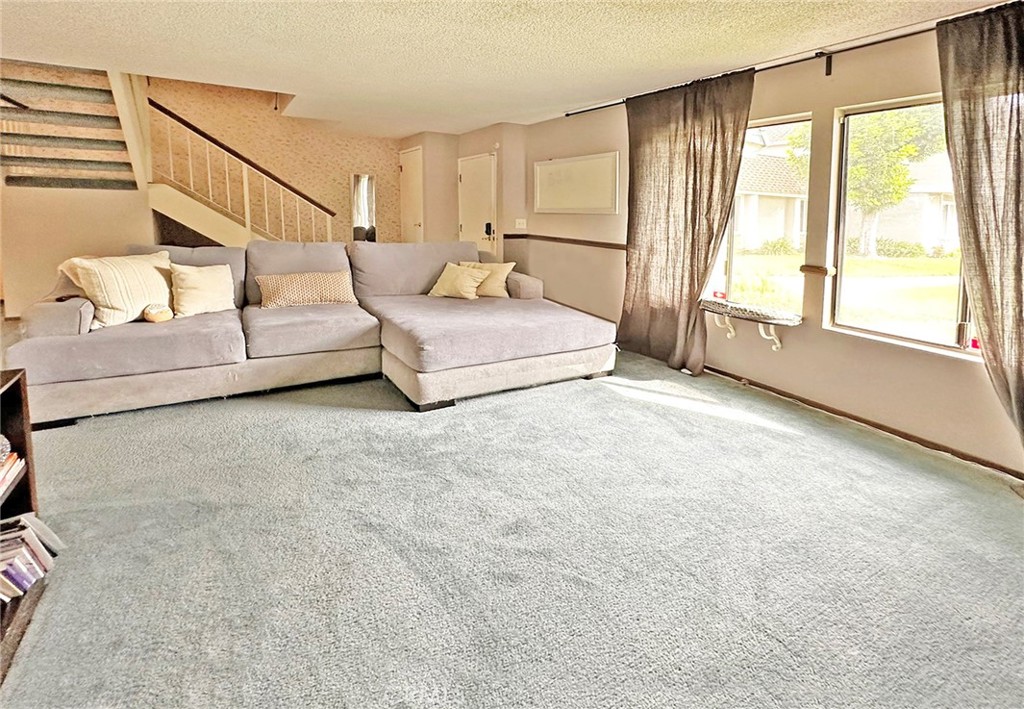 850 S Cornwall Drive