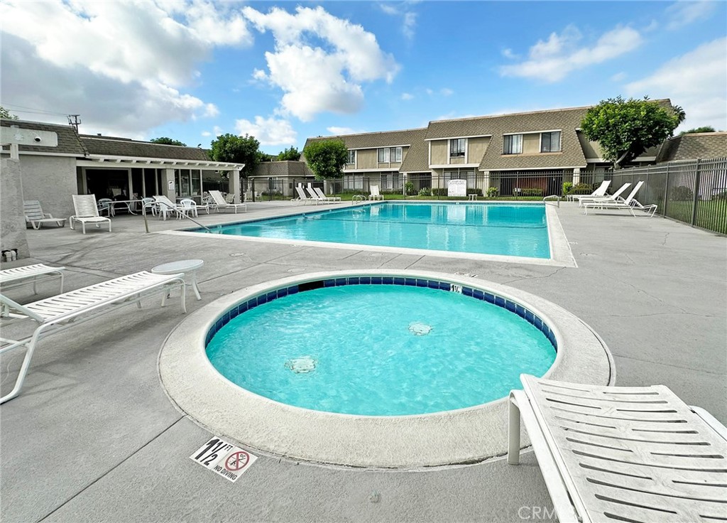 850 S Cornwall Drive