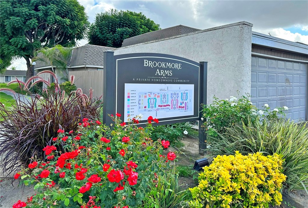 850 S Cornwall Drive