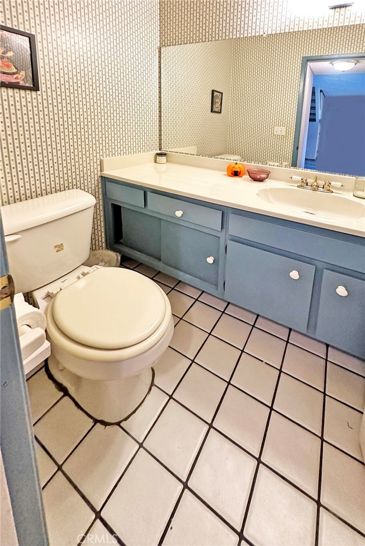 850 S Cornwall Drive